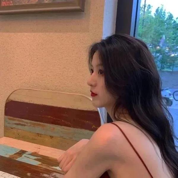 我的超级秘法相机有预知功能